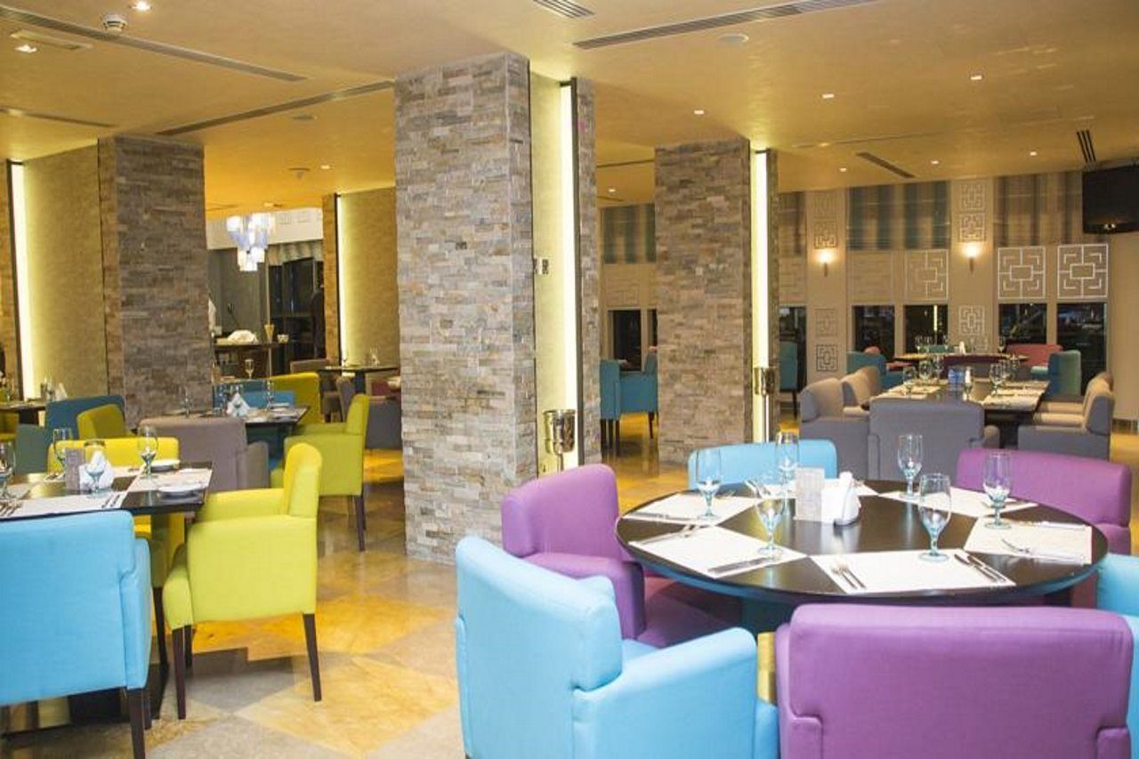 Halo Hotel Dubai Exterior photo